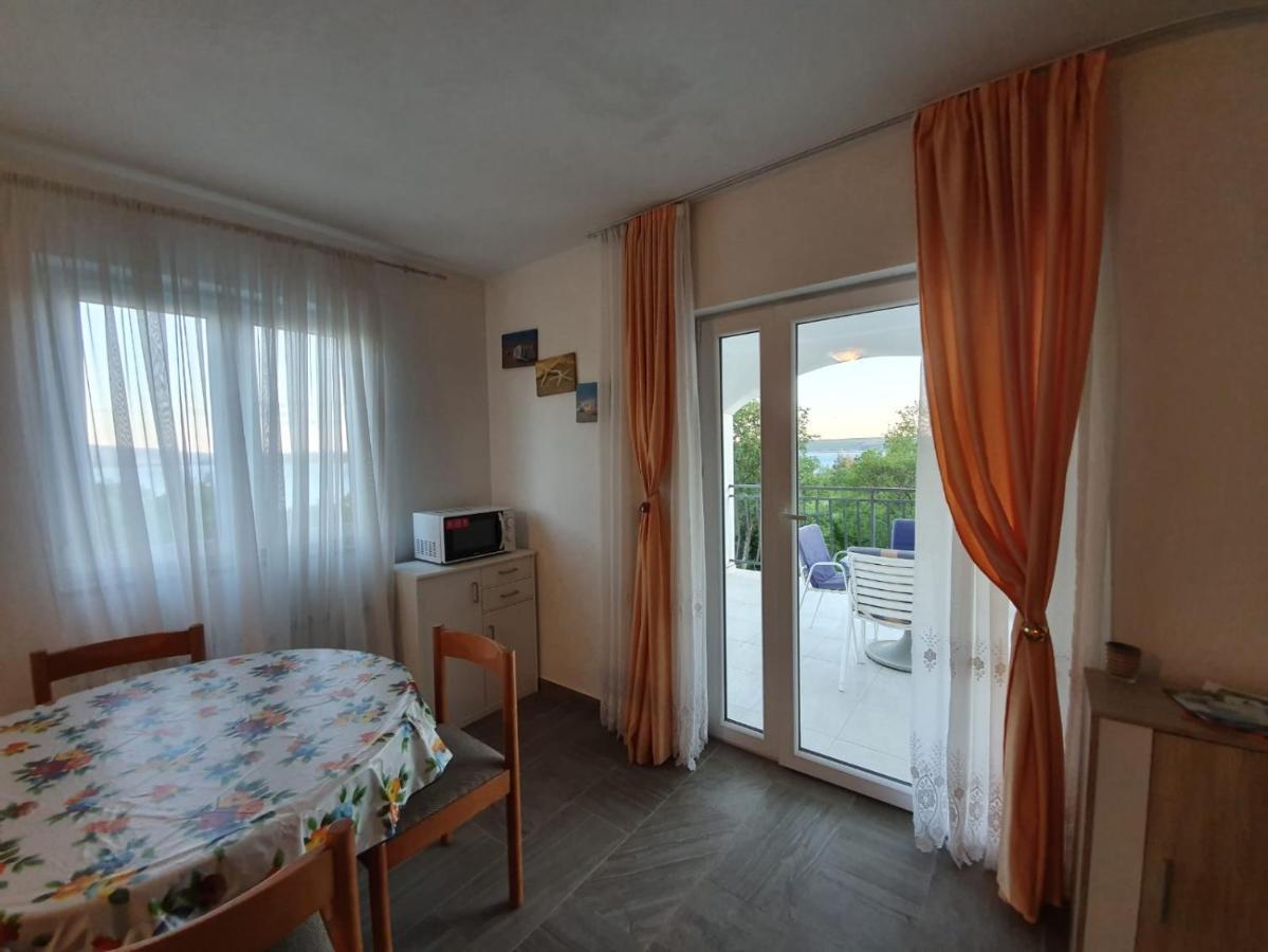 Apartmani Lucija มาสเลนีซา ภายนอก รูปภาพ