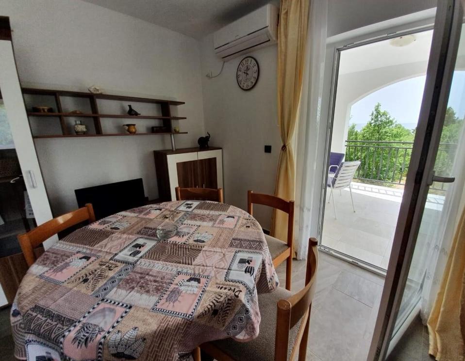 Apartmani Lucija มาสเลนีซา ภายนอก รูปภาพ