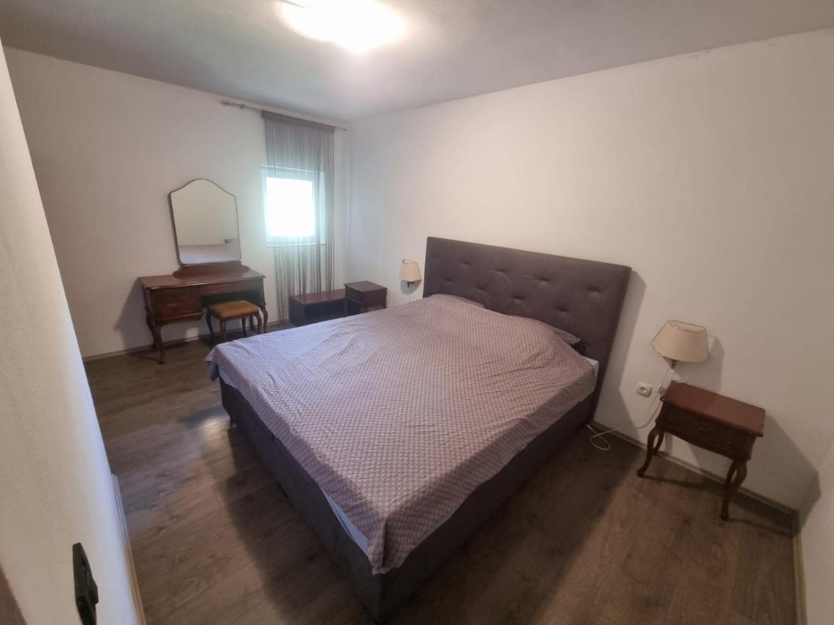 Apartmani Lucija มาสเลนีซา ภายนอก รูปภาพ