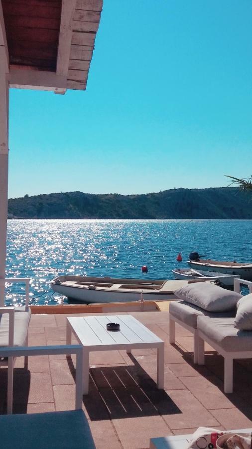 Apartmani Lucija มาสเลนีซา ภายนอก รูปภาพ